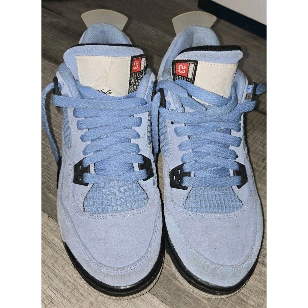 Jordan Air Jordan 4 Retro University Blue size 6y
